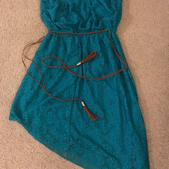 Dress - Picture 1 of 4
